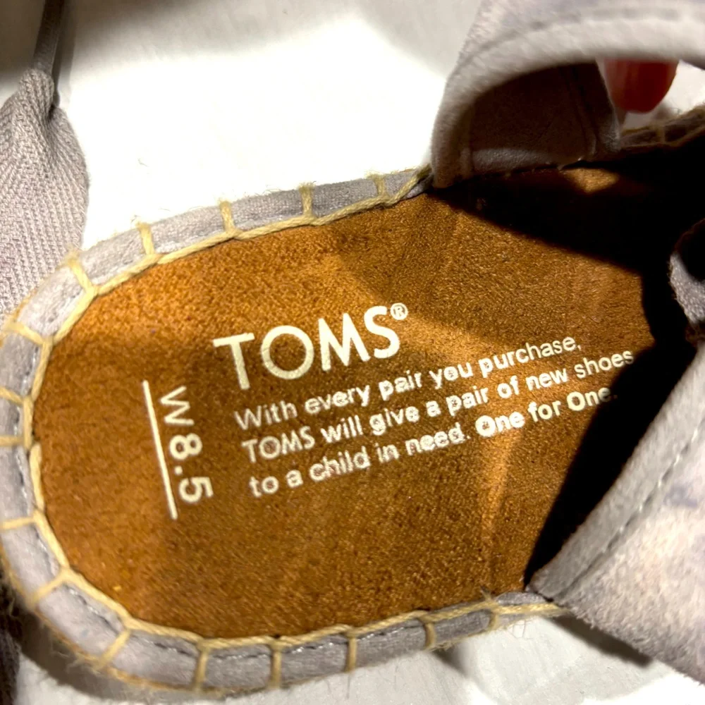 TOMS Bella Gray Suede Espadrille size W8.5 ankle ties